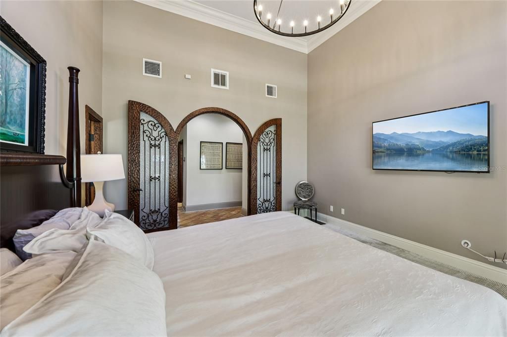 For Rent: $12,000 (3 beds, 3 baths, 2848 Square Feet)