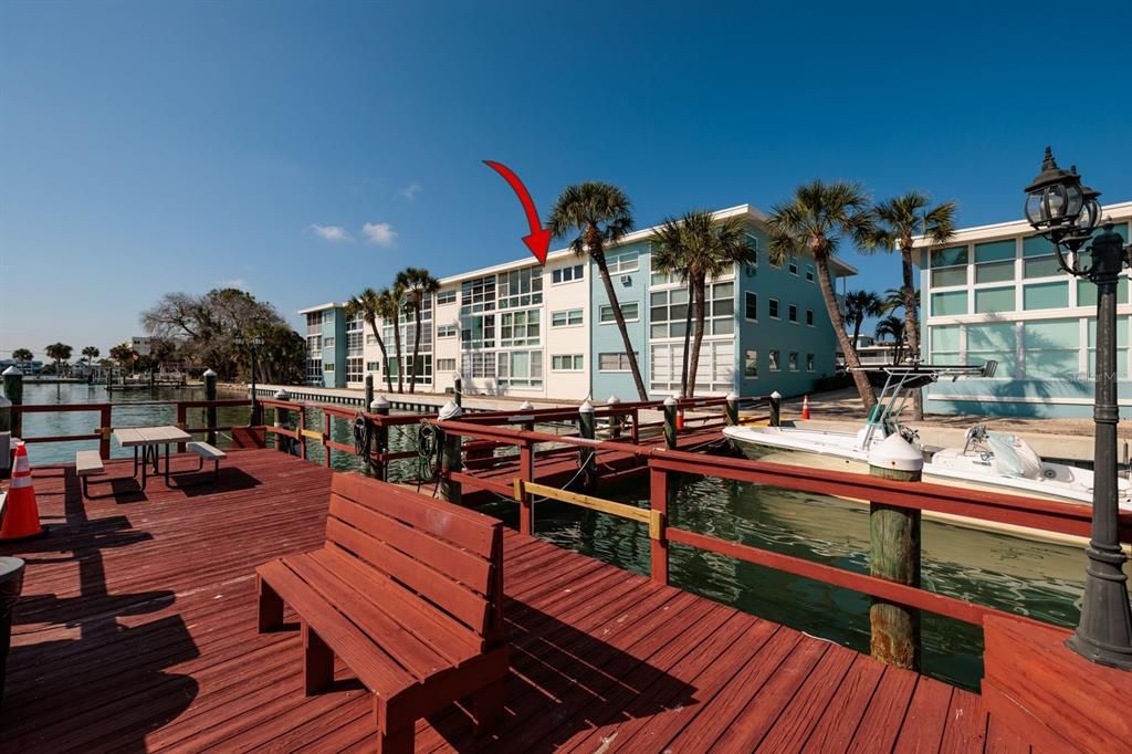 На продажу: $399,000 (2 спален, 2 ванн, 1290 Квадратных фут)