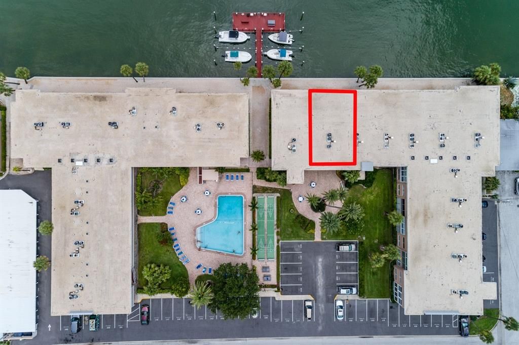 На продажу: $399,000 (2 спален, 2 ванн, 1290 Квадратных фут)