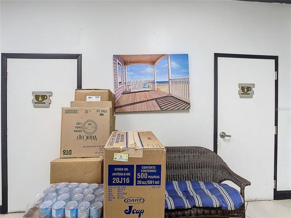 For Sale: $299,000 (0 beds, 0 baths, 1400 Square Feet)