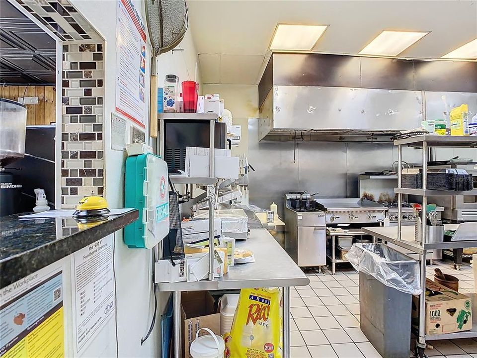 For Sale: $299,000 (0 beds, 0 baths, 1400 Square Feet)