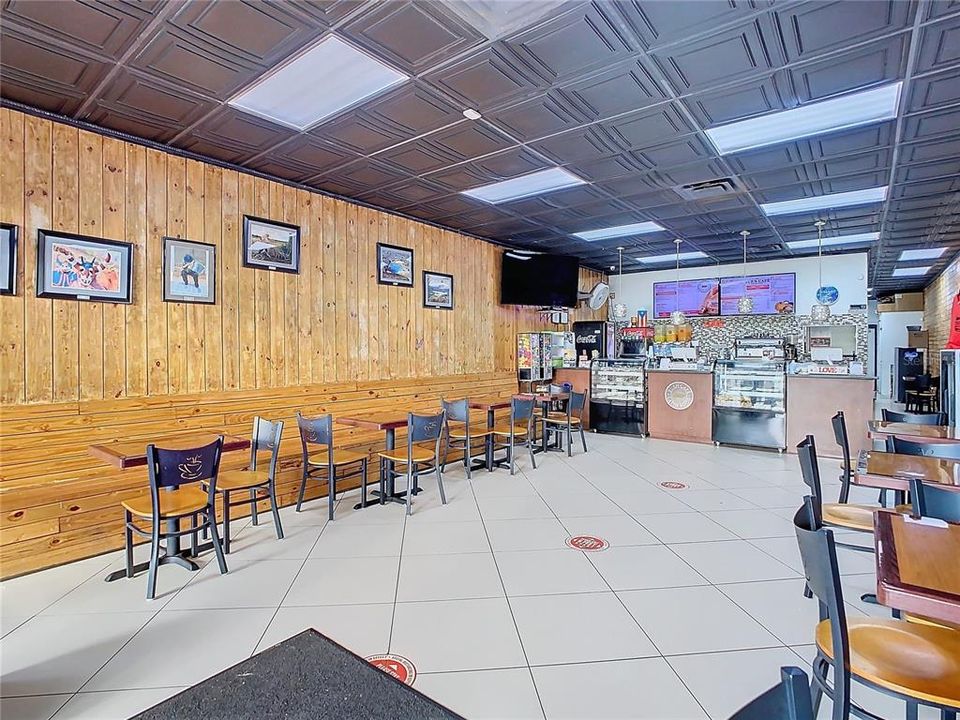 For Sale: $299,000 (0 beds, 0 baths, 1400 Square Feet)