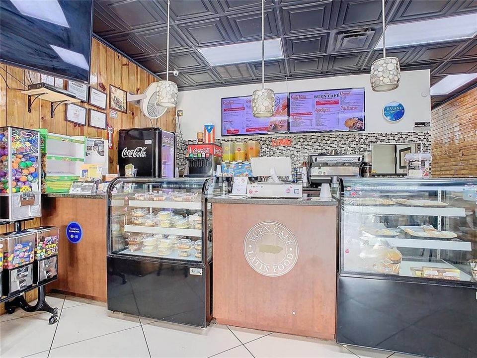 For Sale: $299,000 (0 beds, 0 baths, 1400 Square Feet)