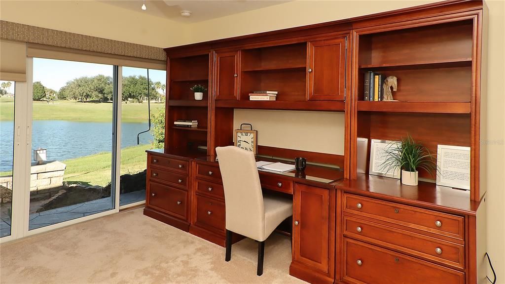 For Sale: $925,000 (4 beds, 2 baths, 2544 Square Feet)