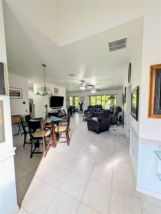 待售: $364,500 (3 贝兹, 2 浴室, 1845 平方英尺)