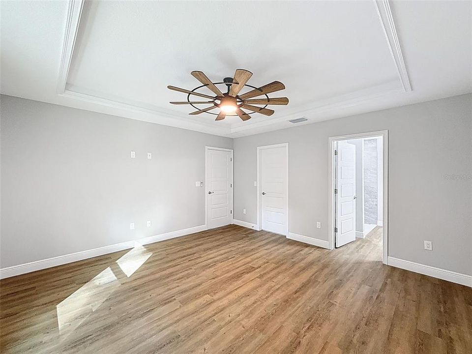 For Sale: $264,960 (3 beds, 2 baths, 1472 Square Feet)