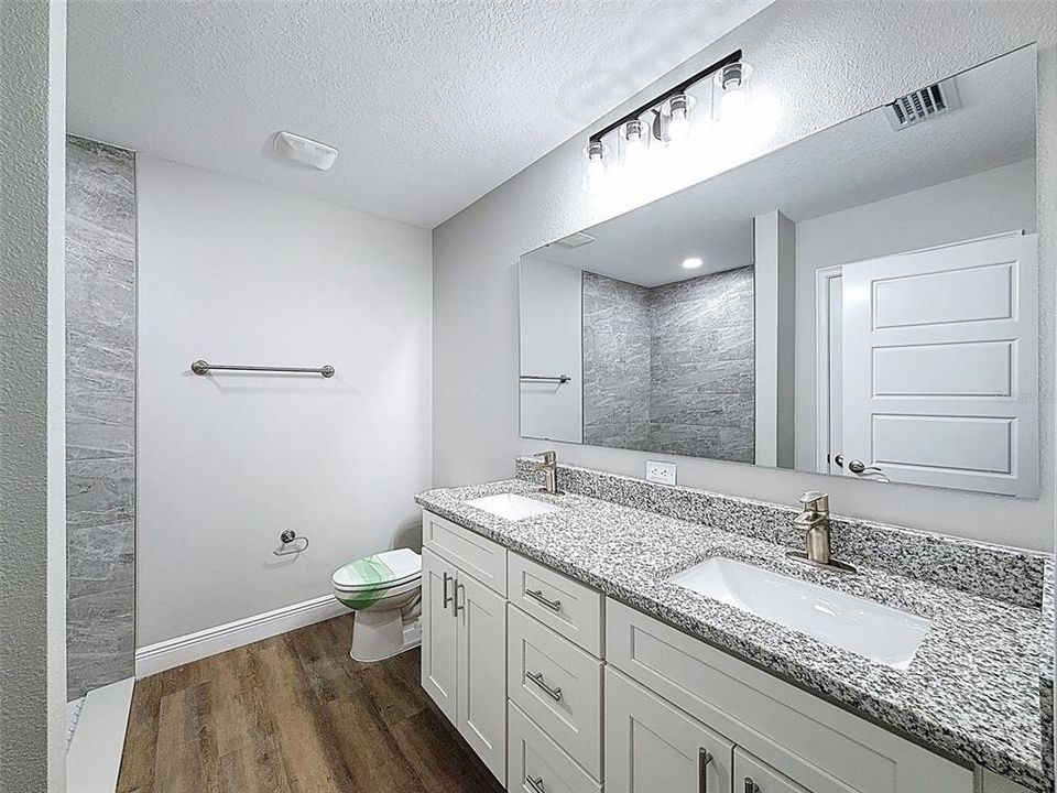 For Sale: $264,960 (3 beds, 2 baths, 1472 Square Feet)