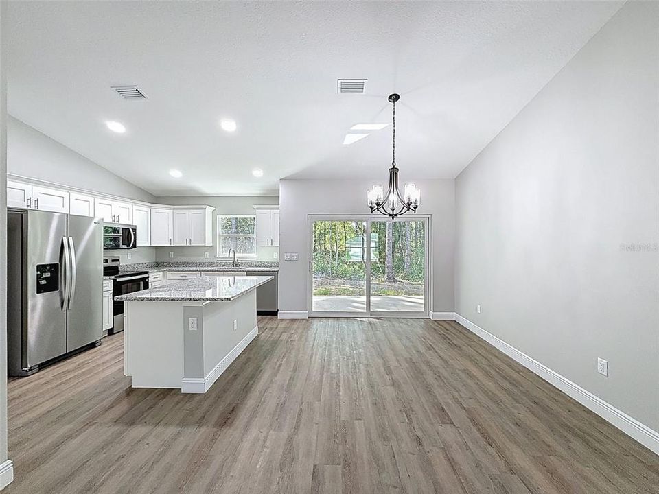 For Sale: $264,960 (3 beds, 2 baths, 1472 Square Feet)