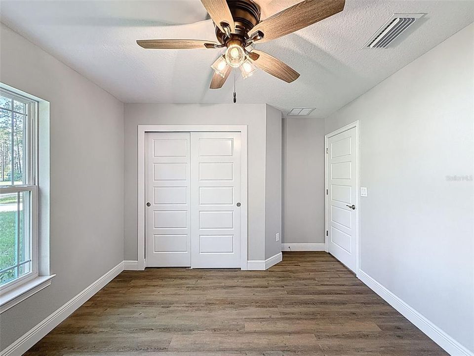 For Sale: $264,960 (3 beds, 2 baths, 1472 Square Feet)