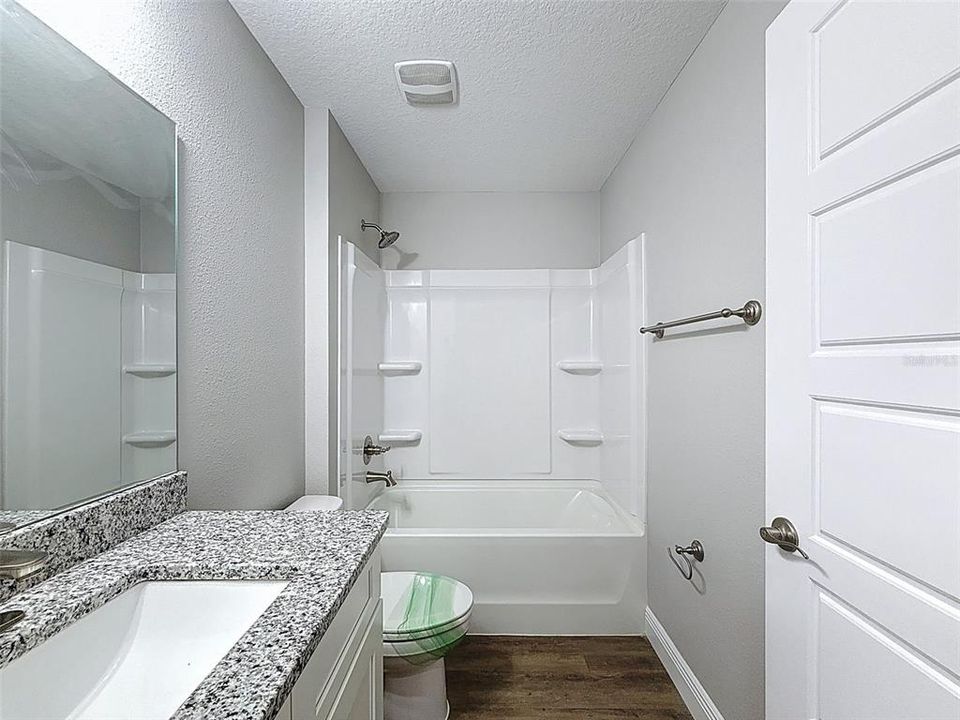 For Sale: $264,960 (3 beds, 2 baths, 1472 Square Feet)