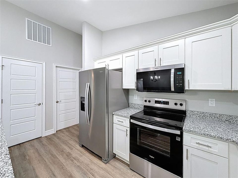 For Sale: $264,960 (3 beds, 2 baths, 1472 Square Feet)