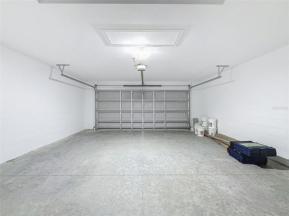 For Sale: $264,960 (3 beds, 2 baths, 1472 Square Feet)