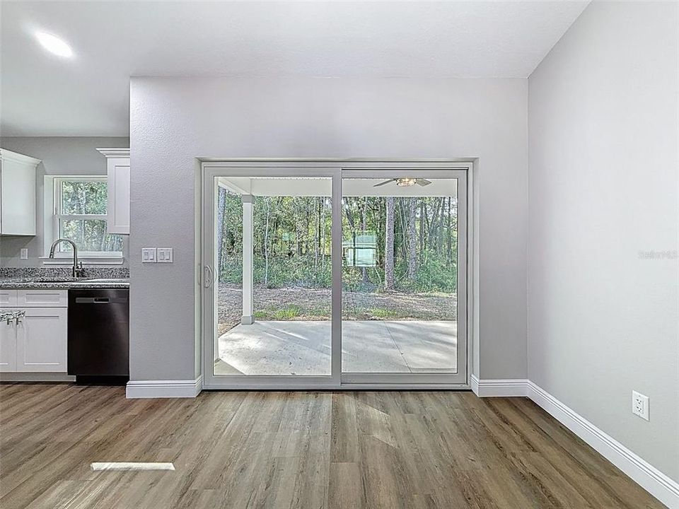 For Sale: $264,960 (3 beds, 2 baths, 1472 Square Feet)