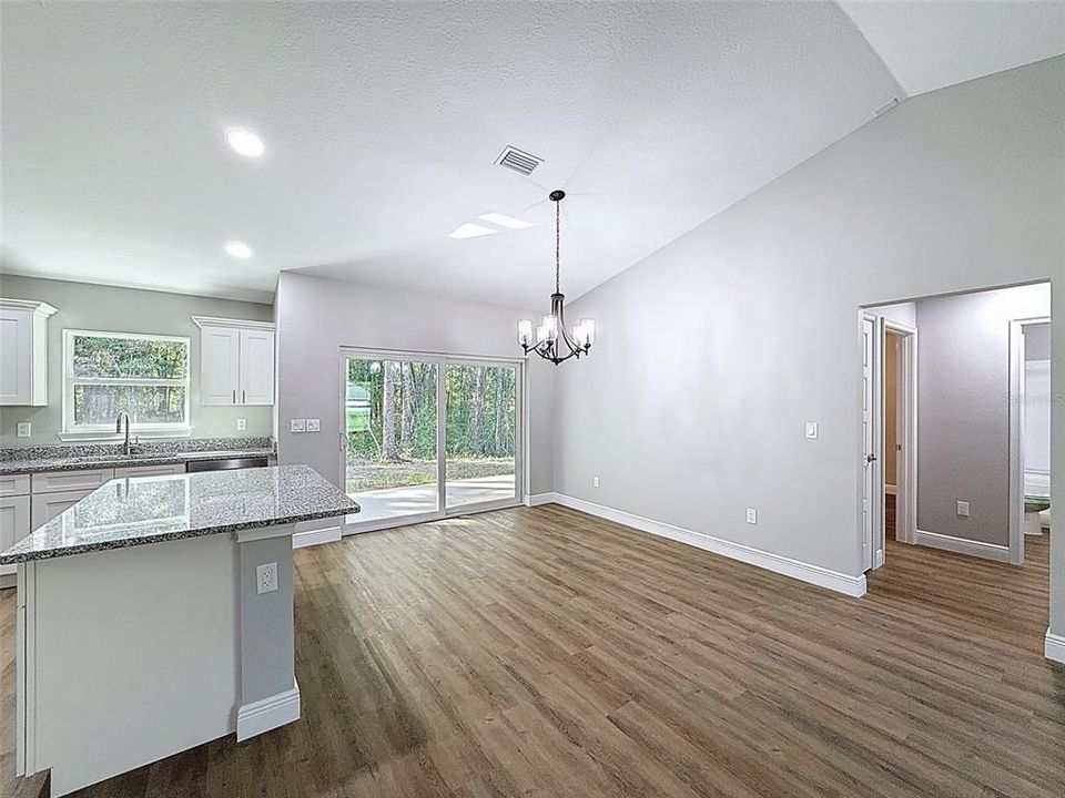 For Sale: $264,960 (3 beds, 2 baths, 1472 Square Feet)