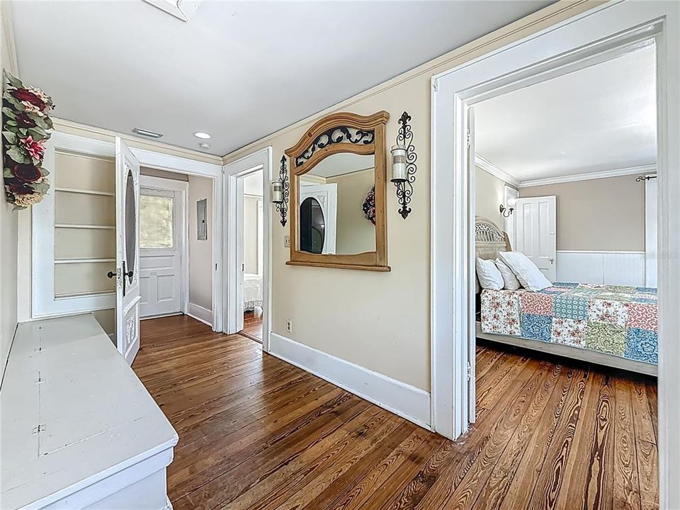 合同活跃: $595,000 (4 贝兹, 3 浴室, 3377 平方英尺)