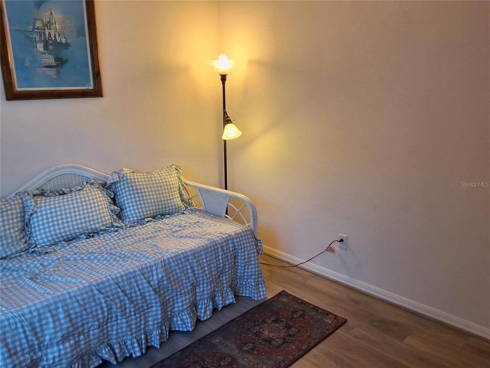 For Sale: $349,000 (2 beds, 2 baths, 1714 Square Feet)