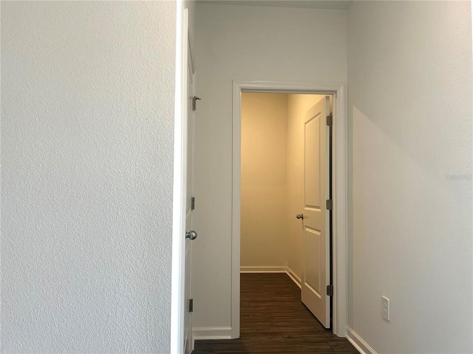 For Rent: $2,299 (3 beds, 2 baths, 2127 Square Feet)