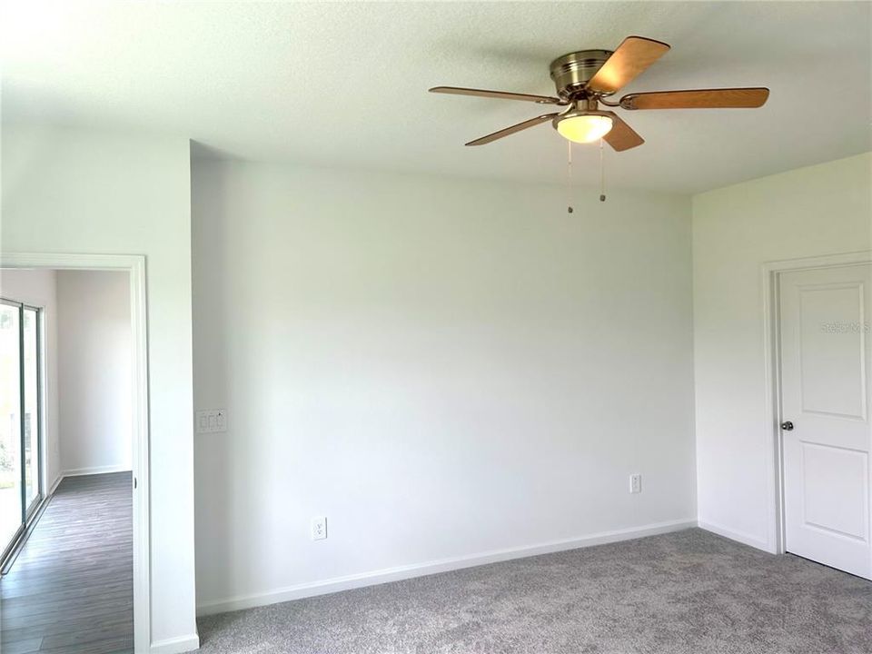 For Rent: $2,299 (3 beds, 2 baths, 2127 Square Feet)