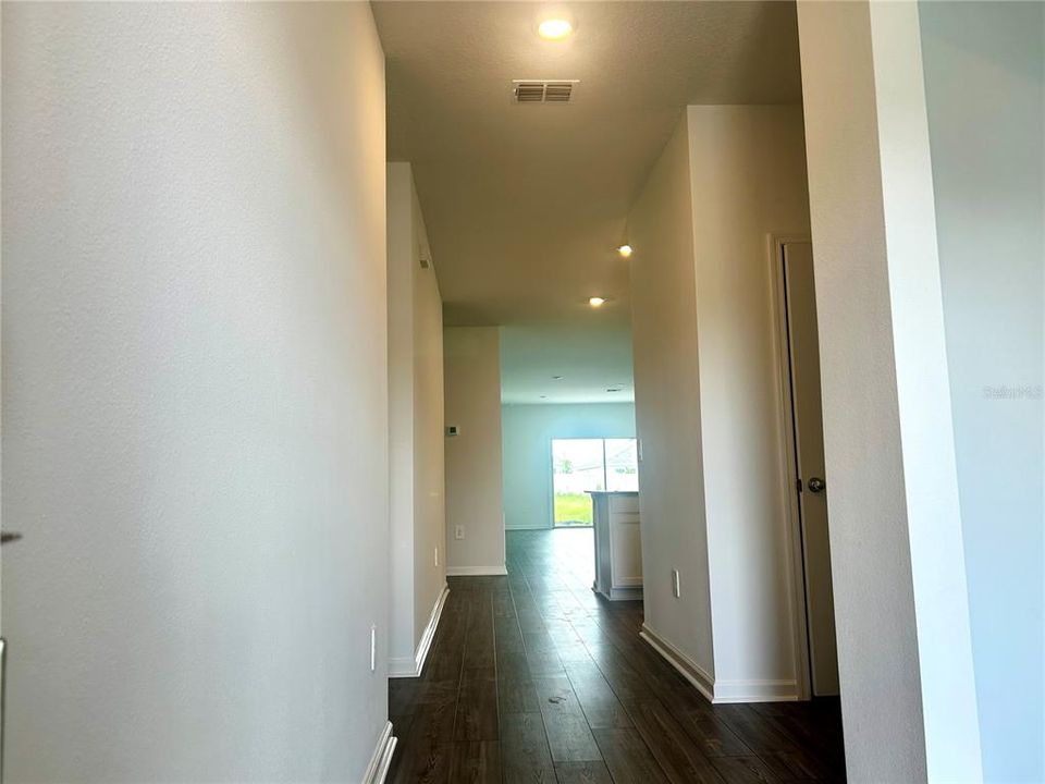 For Rent: $2,299 (3 beds, 2 baths, 2127 Square Feet)