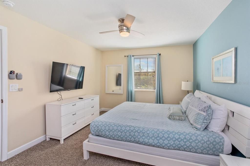 待售: $615,000 (7 贝兹, 5 浴室, 3524 平方英尺)