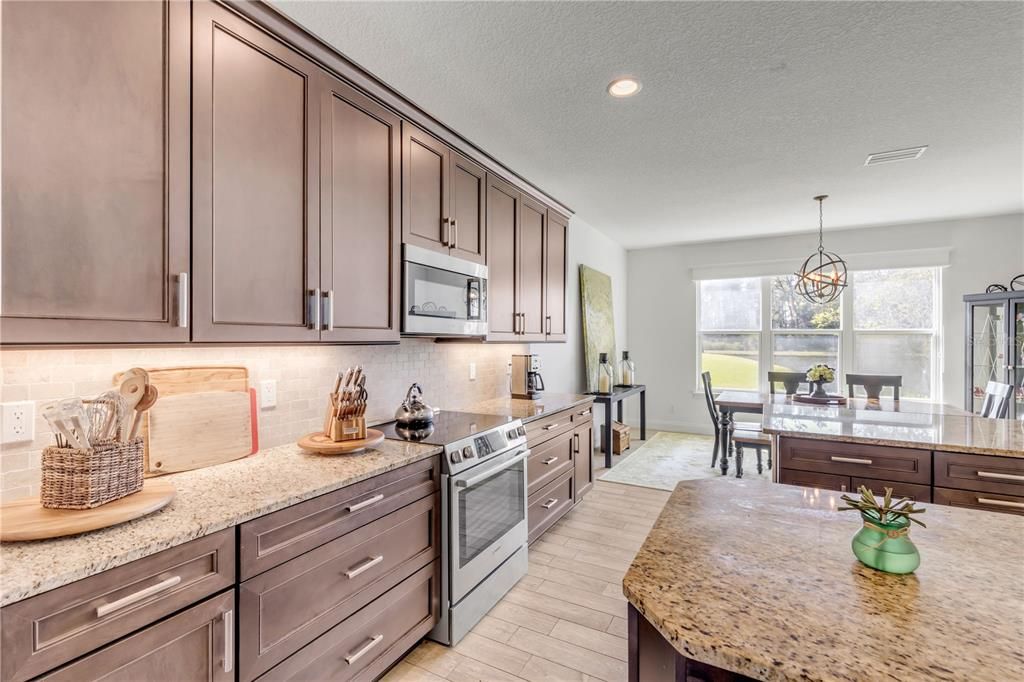 For Sale: $675,000 (3 beds, 2 baths, 2147 Square Feet)