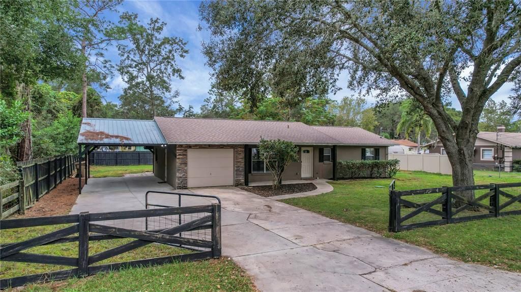 合同活跃: $295,000 (3 贝兹, 2 浴室, 1288 平方英尺)