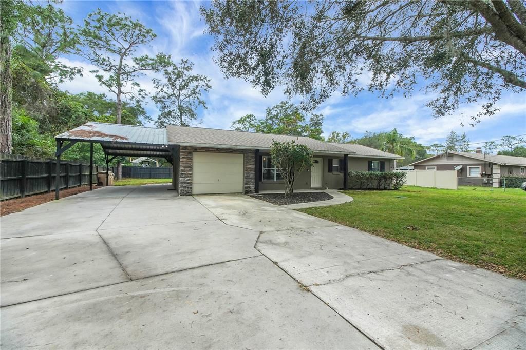 合同活跃: $295,000 (3 贝兹, 2 浴室, 1288 平方英尺)