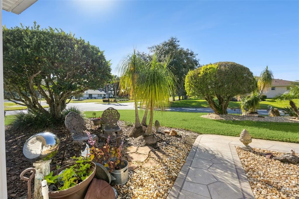 For Sale: $320,000 (3 beds, 2 baths, 2030 Square Feet)