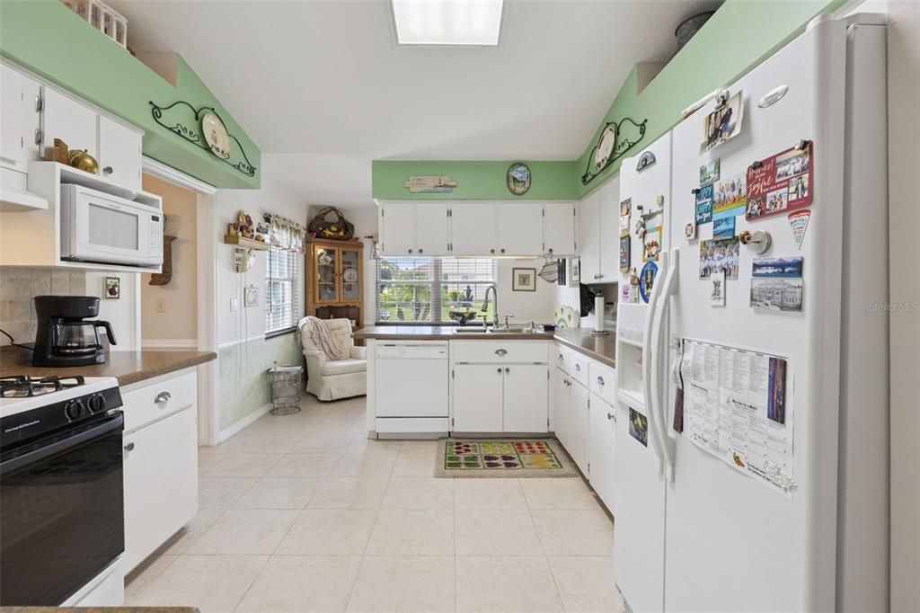 For Sale: $320,000 (3 beds, 2 baths, 2030 Square Feet)