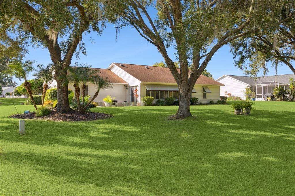 For Sale: $320,000 (3 beds, 2 baths, 2030 Square Feet)