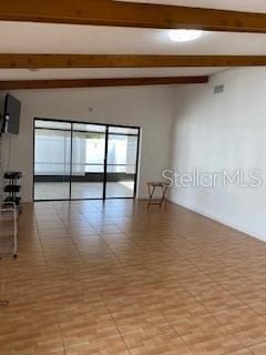 For Rent: $2,800 (3 beds, 2 baths, 1456 Square Feet)