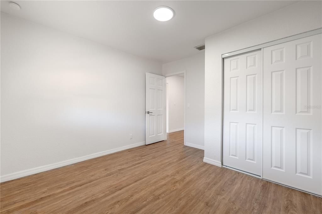 待售: $439,900 (4 贝兹, 2 浴室, 1516 平方英尺)