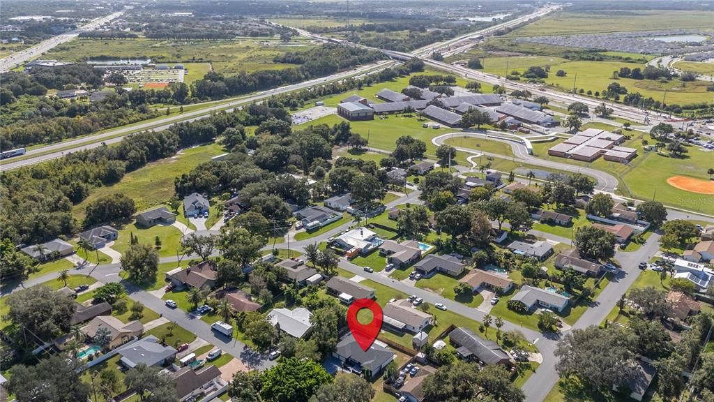 待售: $439,900 (4 贝兹, 2 浴室, 1516 平方英尺)