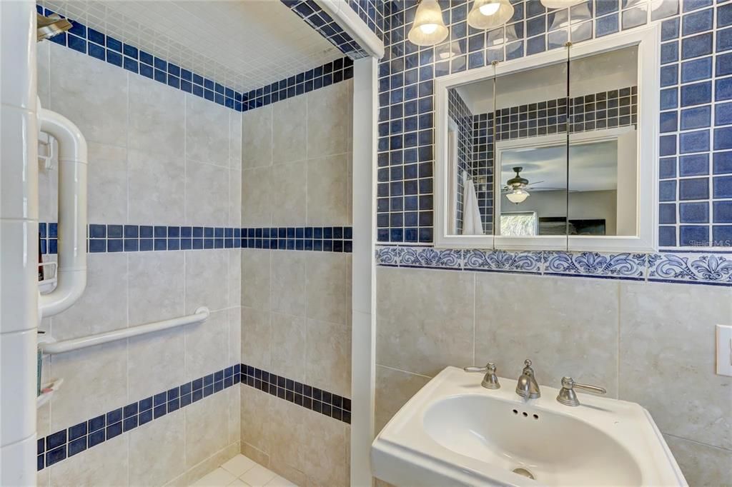 В аренду: $3,000 (2 спален, 2 ванн, 1546 Квадратных фут)