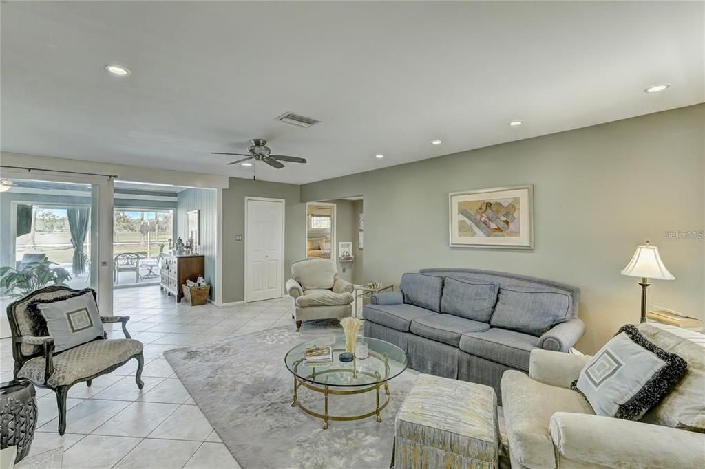 В аренду: $3,000 (2 спален, 2 ванн, 1546 Квадратных фут)