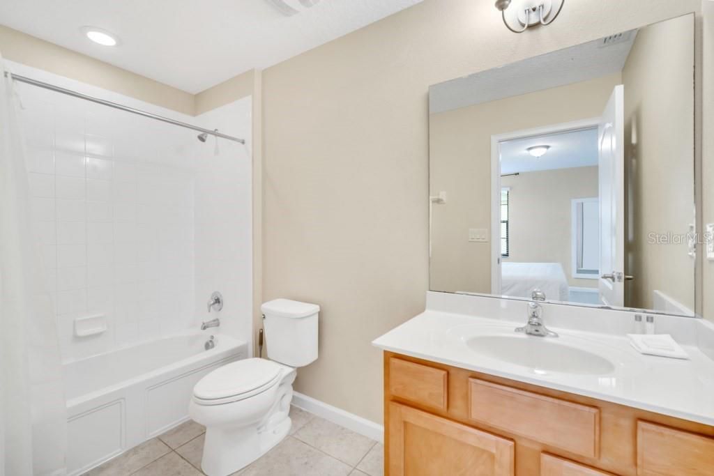 For Rent: $3,800 (6 beds, 5 baths, 2874 Square Feet)