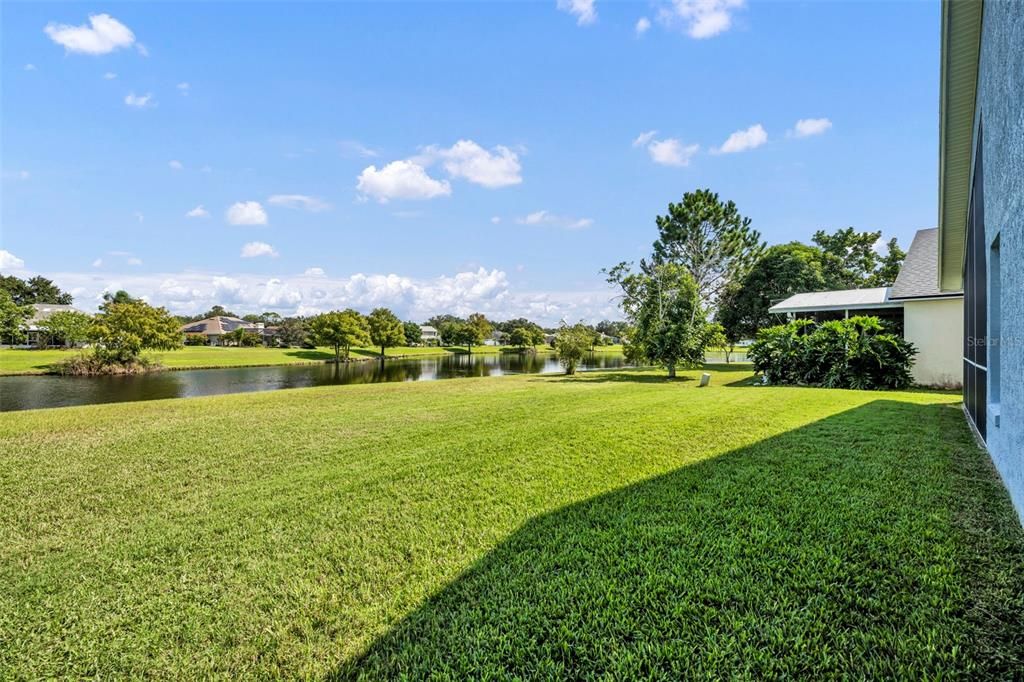 合同活跃: $394,000 (3 贝兹, 2 浴室, 1511 平方英尺)