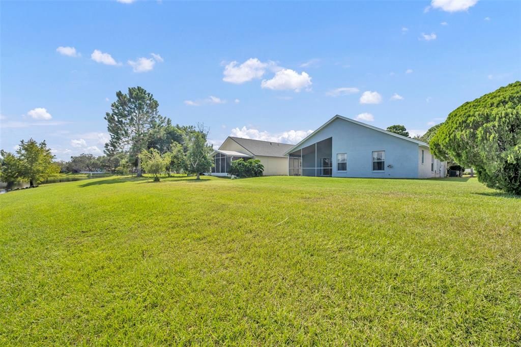 合同活跃: $394,000 (3 贝兹, 2 浴室, 1511 平方英尺)