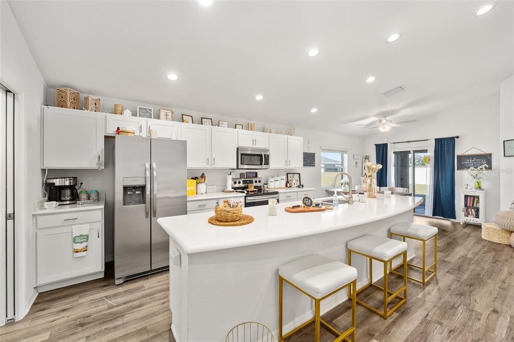 Active With Contract: $314,900 (4 beds, 2 baths, 1725 Square Feet)