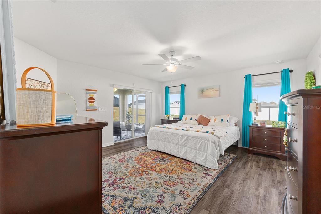 Active With Contract: $314,900 (4 beds, 2 baths, 1725 Square Feet)