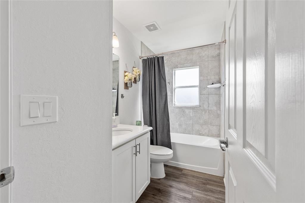 Active With Contract: $314,900 (4 beds, 2 baths, 1725 Square Feet)