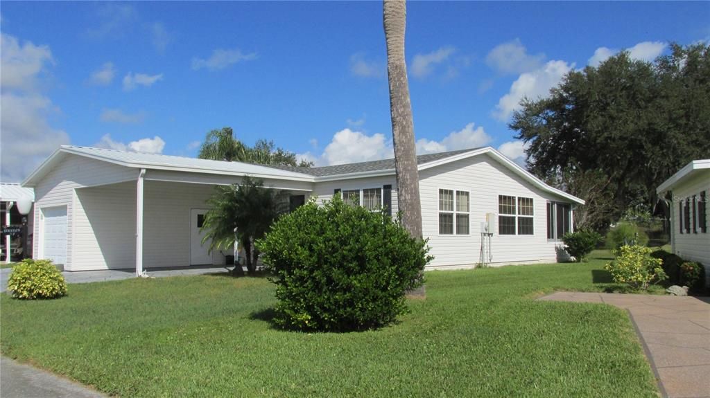 На продажу: $169,900 (2 спален, 2 ванн, 1040 Квадратных фут)