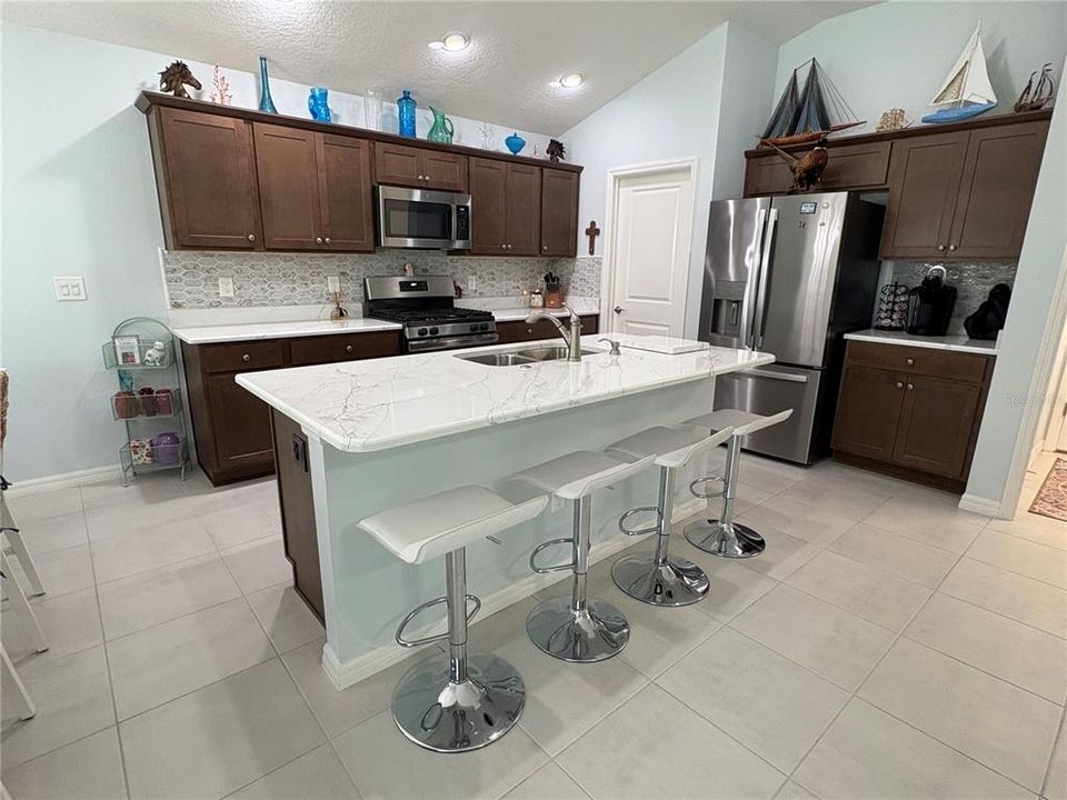 En Venta: $418,000 (3 camas, 2 baños, 1459 Pies cuadrados)