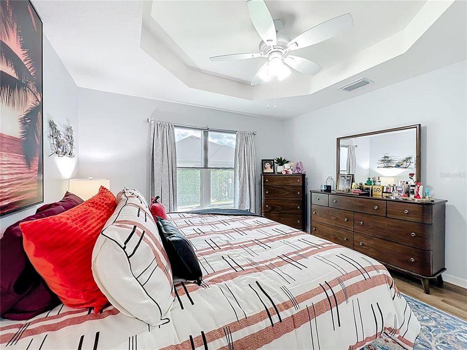 En Venta: $418,000 (3 camas, 2 baños, 1459 Pies cuadrados)