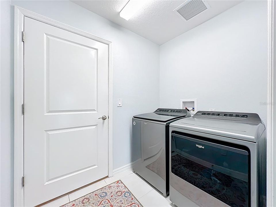 En Venta: $418,000 (3 camas, 2 baños, 1459 Pies cuadrados)