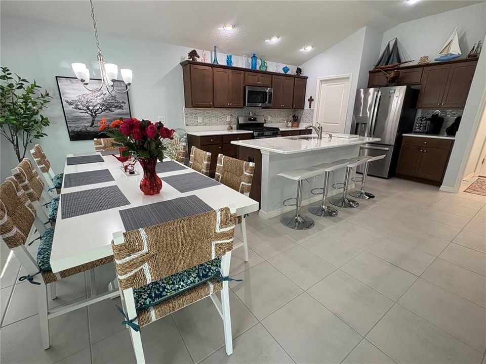 En Venta: $418,000 (3 camas, 2 baños, 1459 Pies cuadrados)