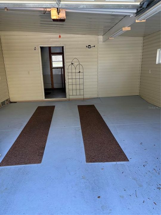 待售: $185,000 (2 贝兹, 1 浴室, 936 平方英尺)