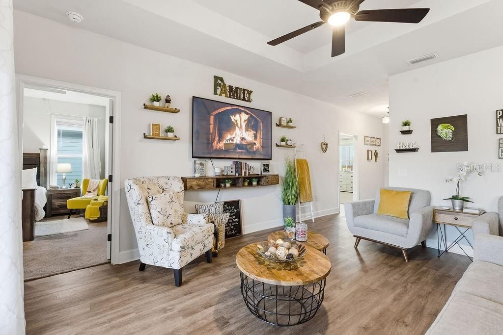 For Sale: $309,990 (3 beds, 2 baths, 1457 Square Feet)