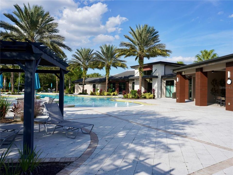 For Sale: $569,900 (4 beds, 3 baths, 2416 Square Feet)