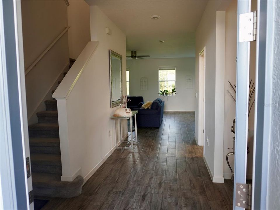 For Sale: $569,900 (4 beds, 3 baths, 2416 Square Feet)